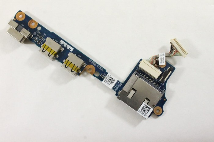 DELL INSPIRON 1012 SD CARD READER / USB / VGA BOARD 3G9G3 03G9G3 LS-5731P