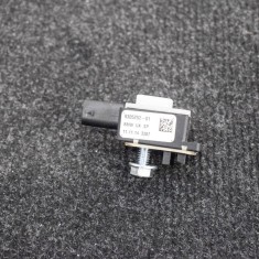 Senzor de impact dreapta față MINI COOPER F56 2014 OEM: 9305252 3640521 foto