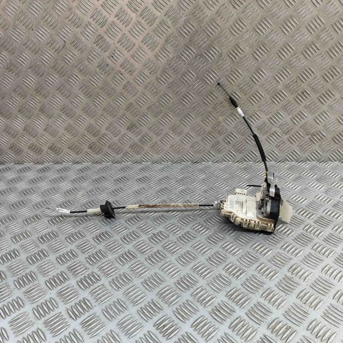 &Icirc;ncuietoare ușă dreapta spate AUDI Q5 8R 2015 OEM: 8K0839016C 31925285