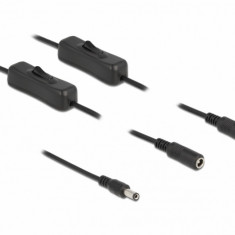 Cablu de alimentare DC 5.5 x 2.1 mm la 2 x DC 5.5 x 2.1 mm T-M cu switch On/Off 1m, Delock 86794