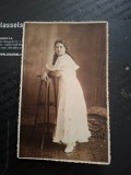 Fotografie fata rochie alba