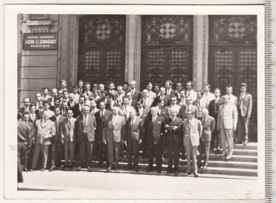 bnk foto Ploiesti - revedere promotie liceul I L Caragiale 1972 foto