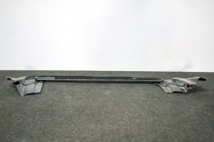 Chedar geam ușă dreapta spate TESLA MODEL 3 2019 OEM: 1090504-00-F,1090503-00-F 11248306