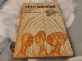 Fete bătr&acirc;ne