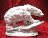 BIBELOU FIGURINA PORTELAN ARPO CURTEA DE ARGES URS POLAR 18.5 CM