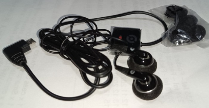 Căști (in-ear) originale Motorola (conector USB micro-B)