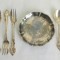 Set argintat pentru desert cu design clasic