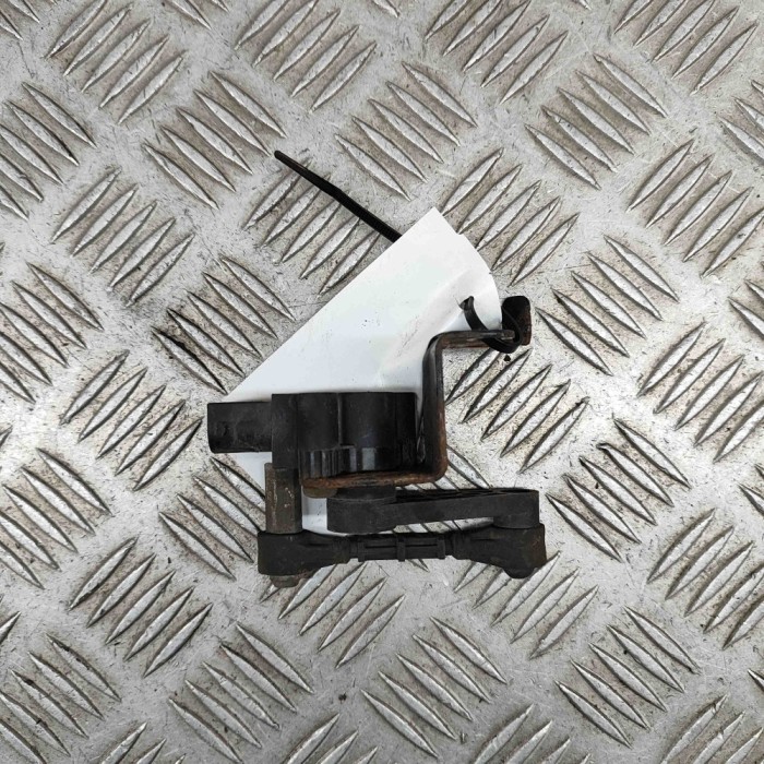 Senzor de nivel &icirc;nălțime dreapta față JAGUAR F-PACE X761 2017 OEM: GX73-3C280-CA 23066064