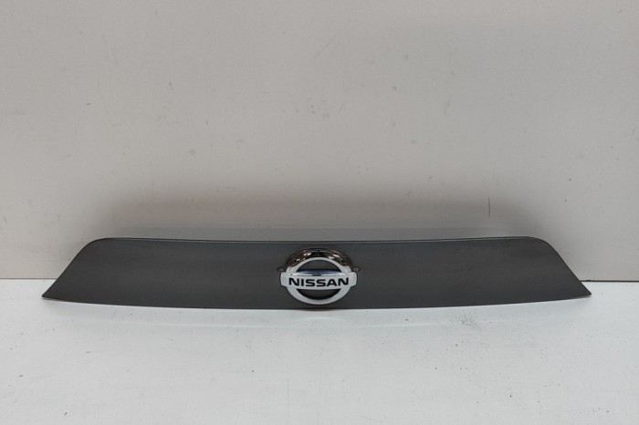 Ornament lampa număr de &icirc;nmatriculare NISSAN QASHQAI II J11, J11_ 2015 OEM: 90810-4ESXX,90810-4ETXX,90810-4EUXX | 23226439
