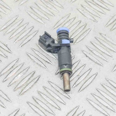 Injector de combustibil OPEL MOKKA / MOKKA X 2013 OEM: 55562599 13131746 foto