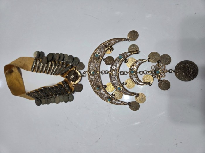 Colier vintage arabesc