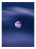 Tablou Canvas, "Luna &icirc;ntr-o noapte senină", Luna, Cer, Noapte, Nori, Mister, Lumină, Calm, Vis, Magie, 26 x 39 cm, CMCLASS