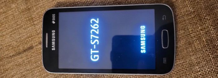 Smartphone Rar Samsung Galaxy Star Pro S7262 DS Black Livrare gratuita!