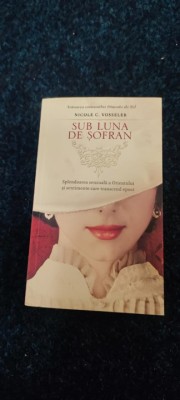 NICOLE VASSELER: SUB LUNA DE SOFRAN foto