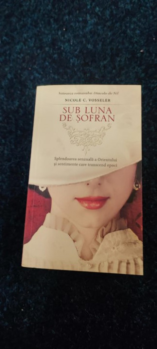 NICOLE VASSELER: SUB LUNA DE SOFRAN