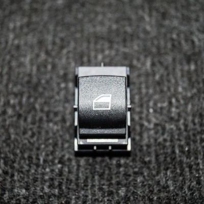 Buton geam ușă st&amp;acirc;nga spate BMW X3 F25 2011 OEM: 9234704 2470581 foto
