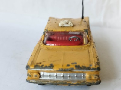 bnk jc Corgi 221 Chevrolet Yellow Cab foto