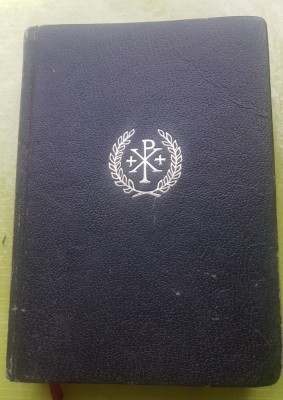 G463-Carte catolica-Rugaciuni si Cantece-1975-IUBIREA LUI DUMNEZEU-Johan Joachim-Prim Episcop Paderborn, plina de cantece, gros copertata. foto