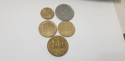 monede ucraina 5 buc. foto