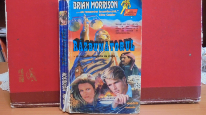 BRIAN MORRISON - RAZBUNATORUL - ROMAN DE ACTIUNE PENTRU RAZBUNARE - 477 PAG. -