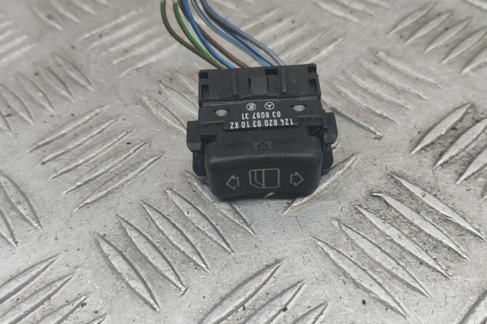 Buton geam ușă dreapta spate MERCEDES-BENZ E W124 1995 OEM: A1248209310 29841624