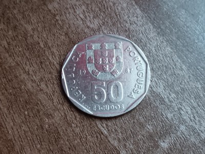 C50 - Moneda foarte veche - Portugalia ante euro - 50 escudos - 1987 foto