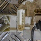 &Icirc;ncuietoare ușă st&acirc;nga spate MERCEDES-BENZ S W221 2007 OEM: A2217306135