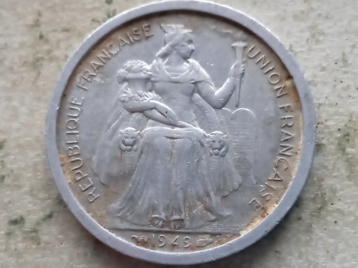 NOUA CALEDONIE-2 FRANCS 1949