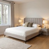 Cumpara ieftin Pat Tapitat 180x200 cm Bej Catifea Tossino, Somiera Inclusa - Elegant si Confortabil