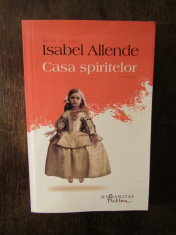 CASA SPIRITELOR - ISABEL ALLENDE foto