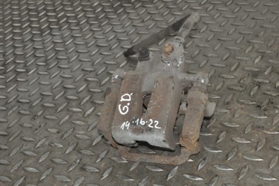 Etrier de fr&amp;acirc;nă dreapta spate CHRYSLER 300 C LX 2006 OEM: Sedan | 11688213 foto
