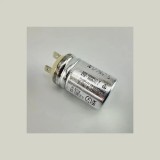 Condensator metalic 5&micro;F pentru mașină de spălat rufe WHIRLPOOL Original
