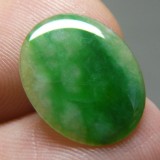 Cumpara ieftin ~ Jad ( Jadeit ) natural - SUPERB - oval 2,11 ct. Certificat de Autenticitate