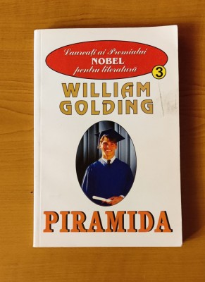 William Golding - Piramida foto