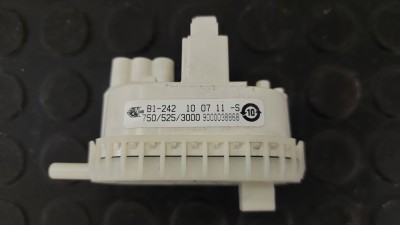 Presostat masina de spalat BOSCH WAE 20461BY/01 / R32 foto