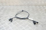 Port USB/AUX-In TESLA MODEL S 2016 OEM: 1004815-08-B 14697547