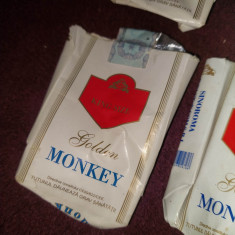 Ambalaje vechi reclame tigari,4 pachete tigari Golden MONKEY King Size,colectie