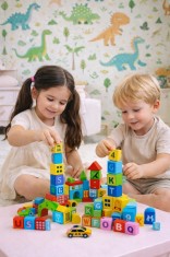 Joc de Constructie din Lemn, Cuburi Colorate cu Tematica Orasel, Set 100 Piese Educationale