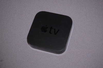 APPLE TV model A1427 cu telecomanda A1156 foto