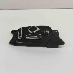 Buton de control scaun dreapta LAND ROVER RANGE ROVER SPORT II L494 2019 OEM: J8A2-14B566-BA | 28430534