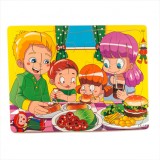 Cumpara ieftin ​Puzzle din lemn - familia la masa, 7Toys