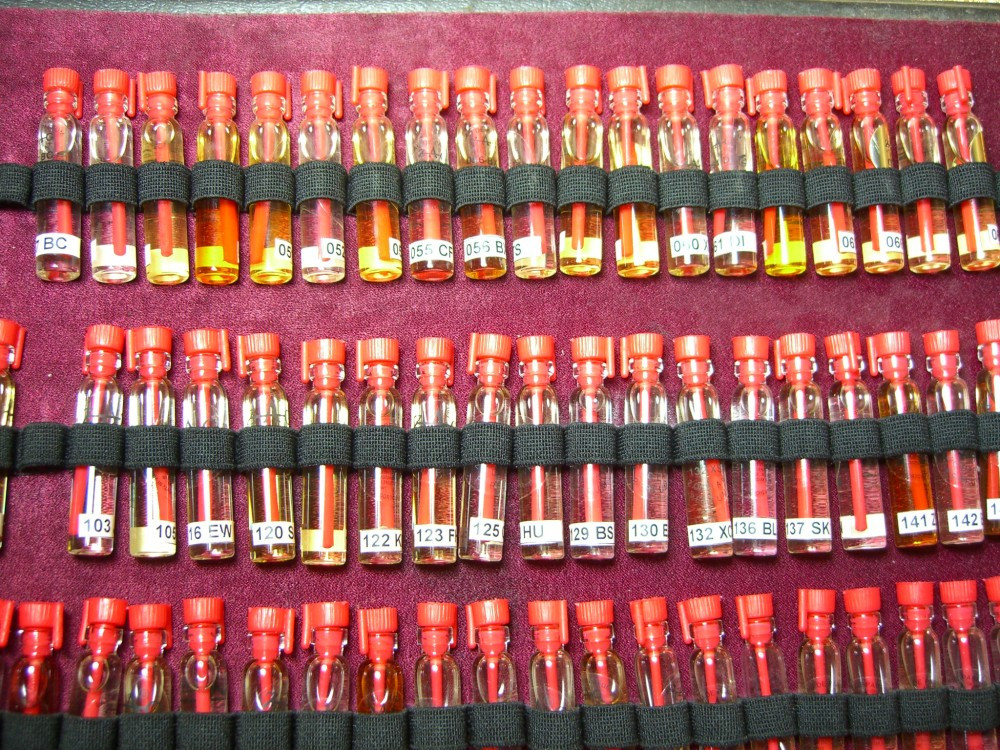 Set 155 mostre parfum Zodiac, colectie cadou, vintage | Okazii.ro