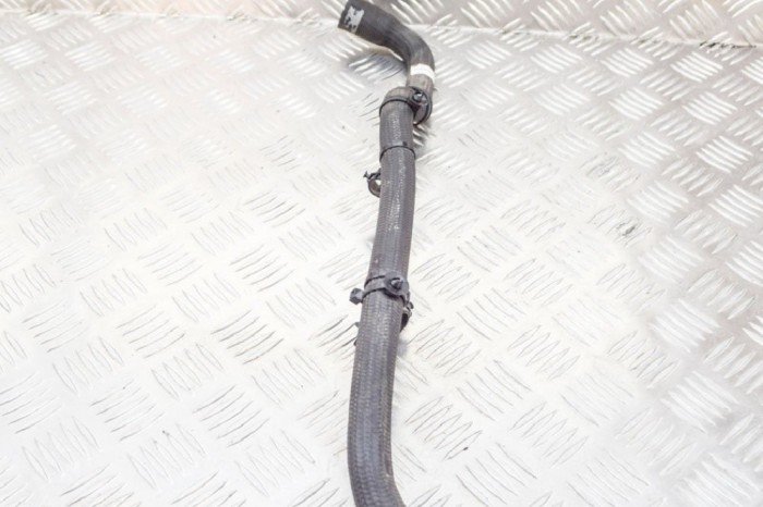 Furtun de lichid de răcire TESLA MODEL S 2018 OEM: 1066686-00-B 11493128