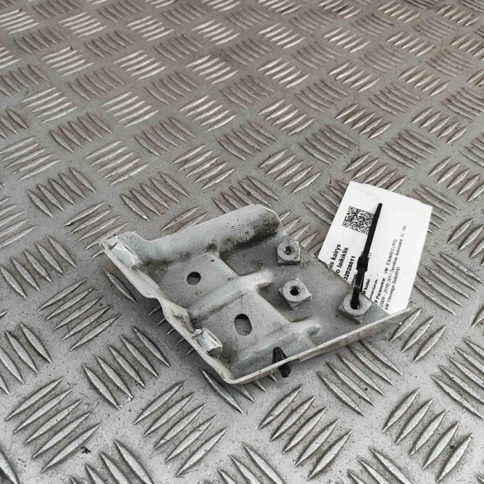 Suport aripa st&acirc;nga față VW TOUAREG 7P5 2017 OEM: 7P6821151A 32028611