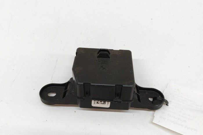 Unitate de distribuție a energiei BMW X5 F15, F85 2014 OEM: 9292351,9292350 | 31418730