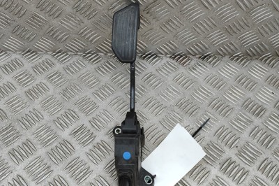 Pedala de accelerație TOYOTA AURIS _E18_ 2013 OEM: 78110-02140 28398599 foto