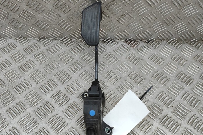 Pedala de accelerație TOYOTA AURIS _E18_ 2013 OEM: 78110-02140 28398599