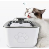 Dozator electric de apa pentru animale, capacitate 2.5L, din plastic, cu 2 filtre, alb
