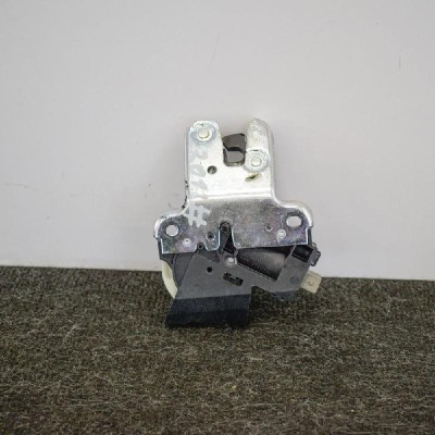 &amp;Icirc;ncuietoare haion VW PASSAT B6 3C2 2010 OEM: 4F5827505D | 2732867 foto