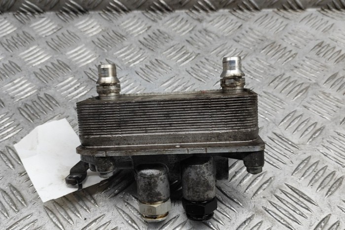 Răcitor de ulei MERCEDES-BENZ E W213 2019 OEM: A0995006300 | 28075768